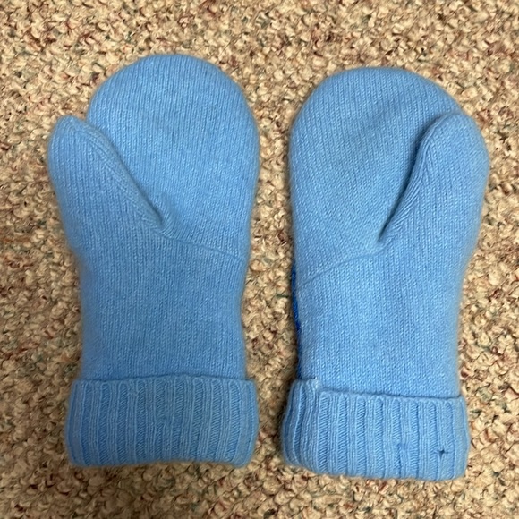 New cashmere beaded mitts - Picture 4 of 7